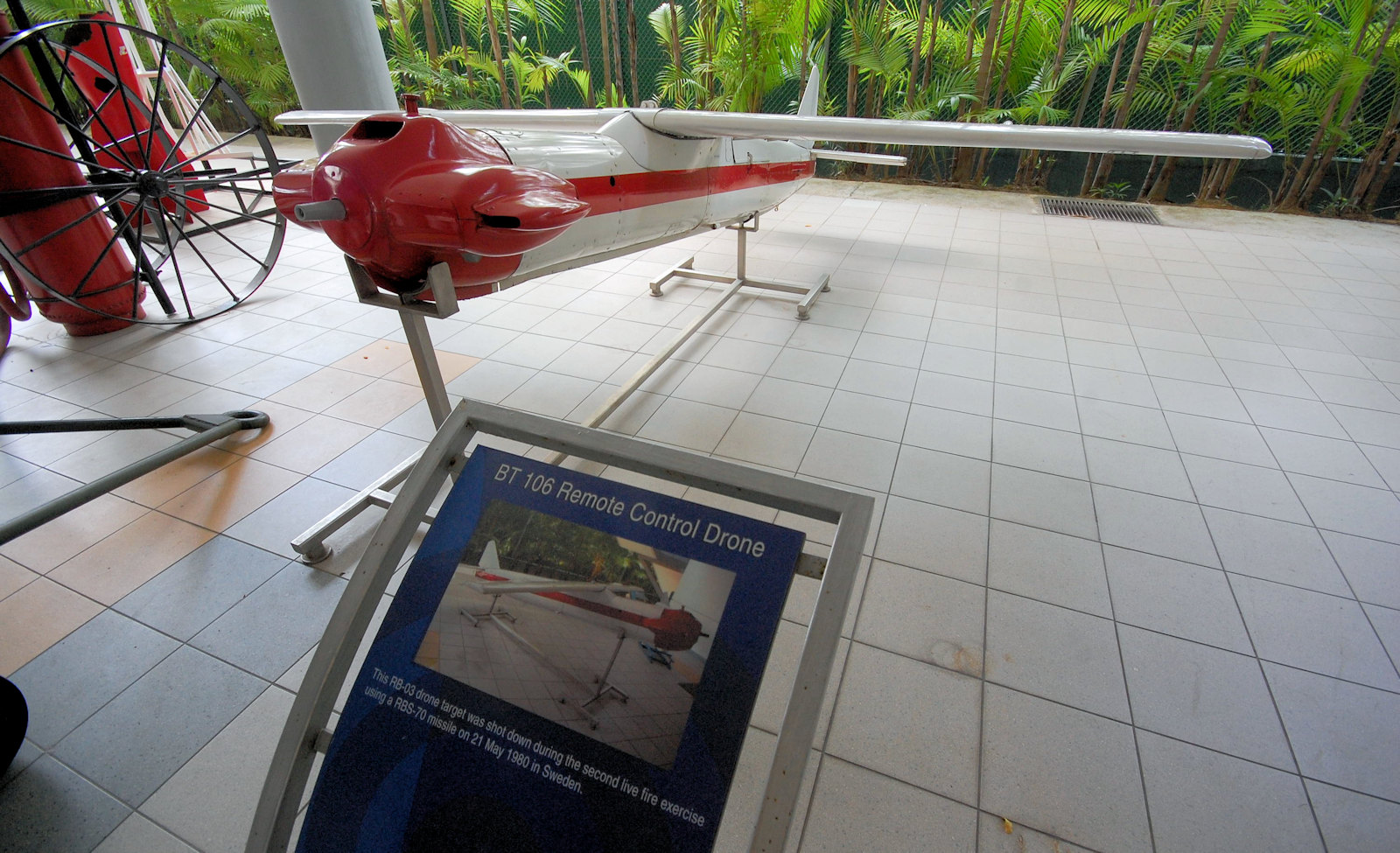 Il museo dell aviazione militare di Singapore a Paya Lebar