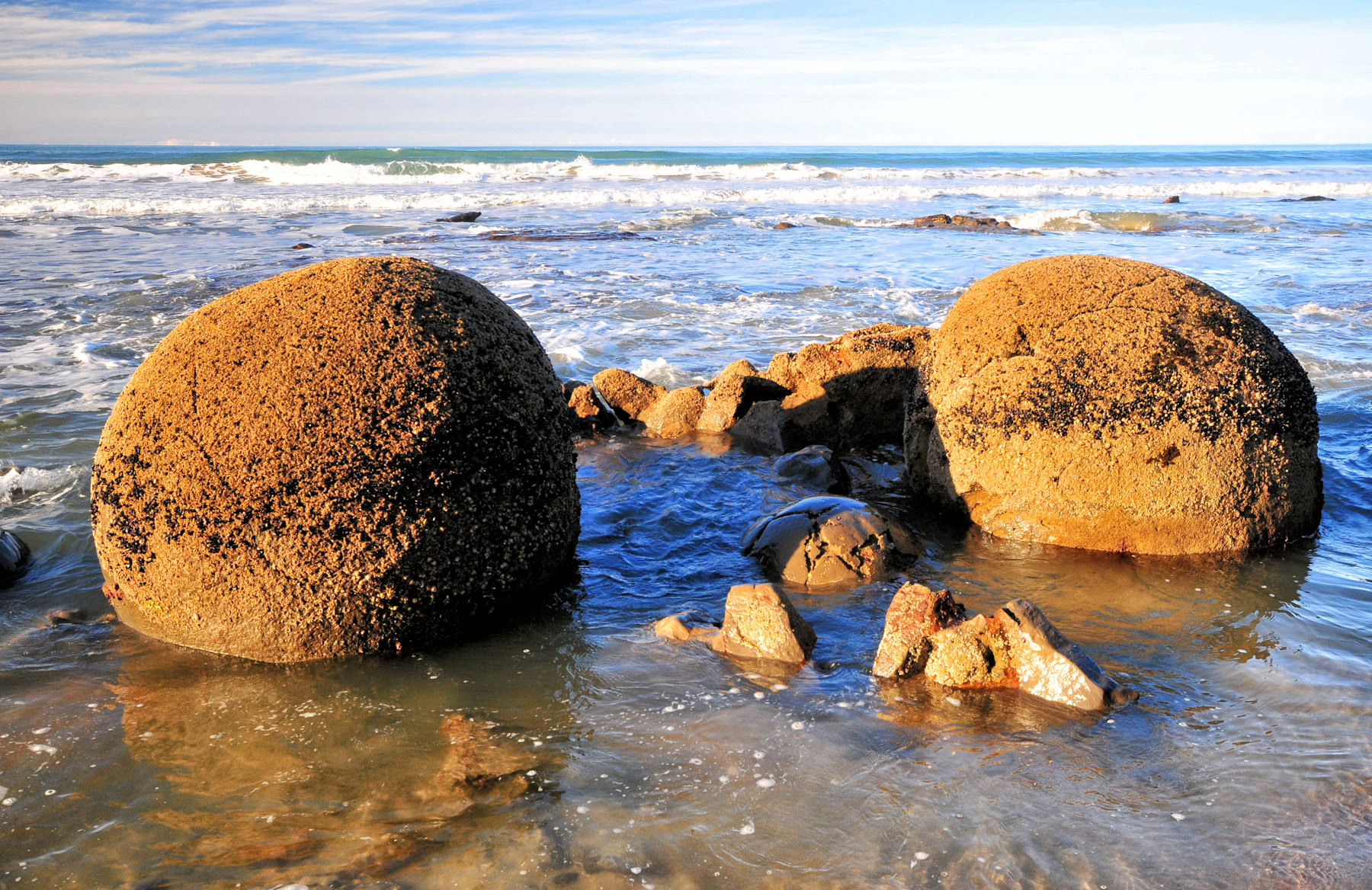 Massi di Moeraki, museo dell aviazione e chiese - Viaggio in Nuova Zelanda #9