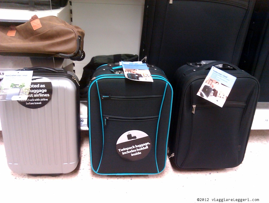 Tre trolley economici per Ryanair