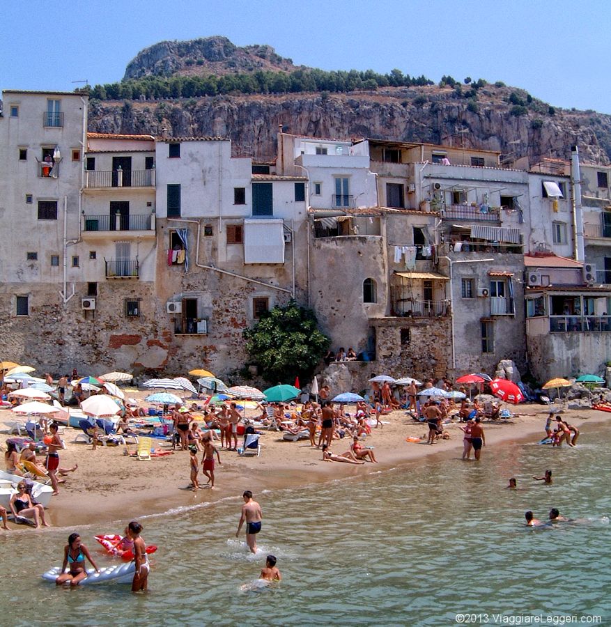 La spiaggia di Cefalu'