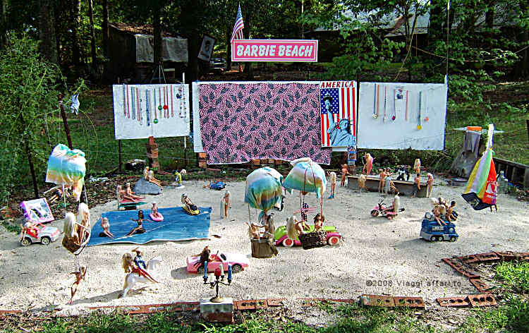 Le Barbie di Turin, Georgia, vanno in spiaggia