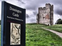 Sopravvissuto alle cannonate del Parlamento inglese: Donnington Castle