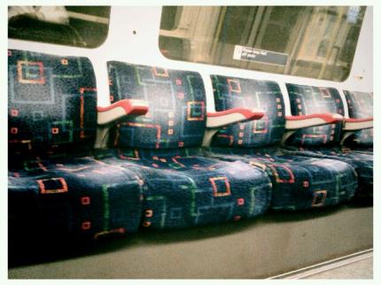 Metropolitana di Londra, sedili